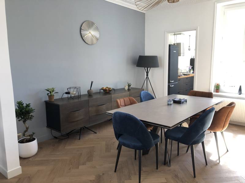 Rénovation complète d'une maison bourgeoise à Reims avec charme de l'ancien, moulures parquet massif, carreaux de ciment