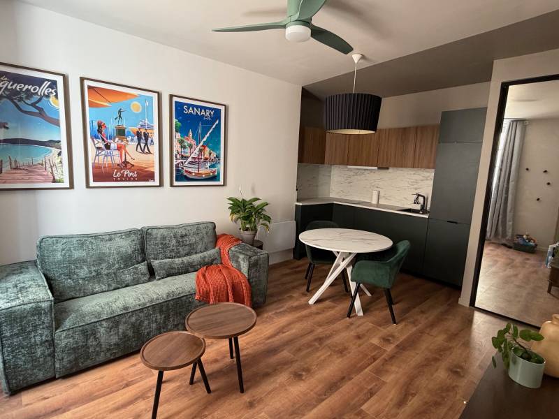 Division d'un appartement et aménagement d'un studio et d'un cabinet d'avocat dans le centre historique de Toulon